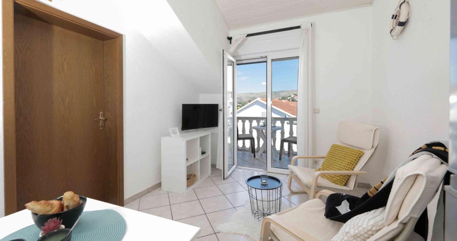 Apartments Lovric Trogir Exterior foto