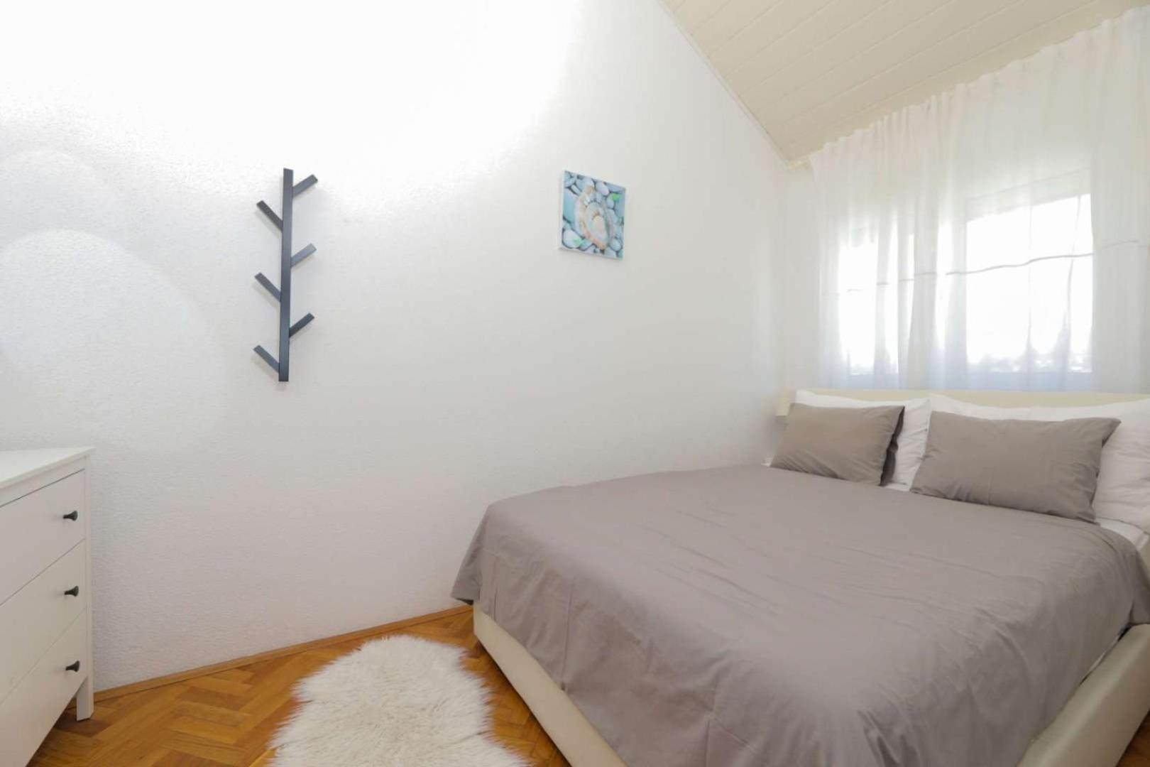 Apartments Lovric Trogir Exterior foto